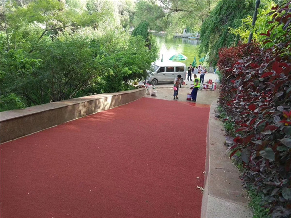 沧州坡道路面防滑,室外防滑路面施工